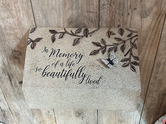 Pet Urn